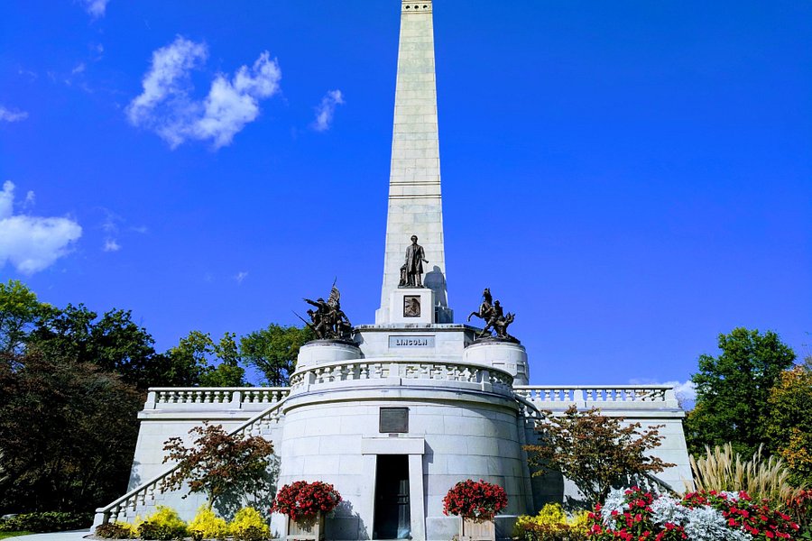 Lincoln Tomb & War Memorials image