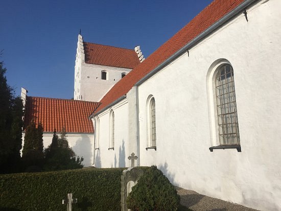 Onsbjerg kirke image