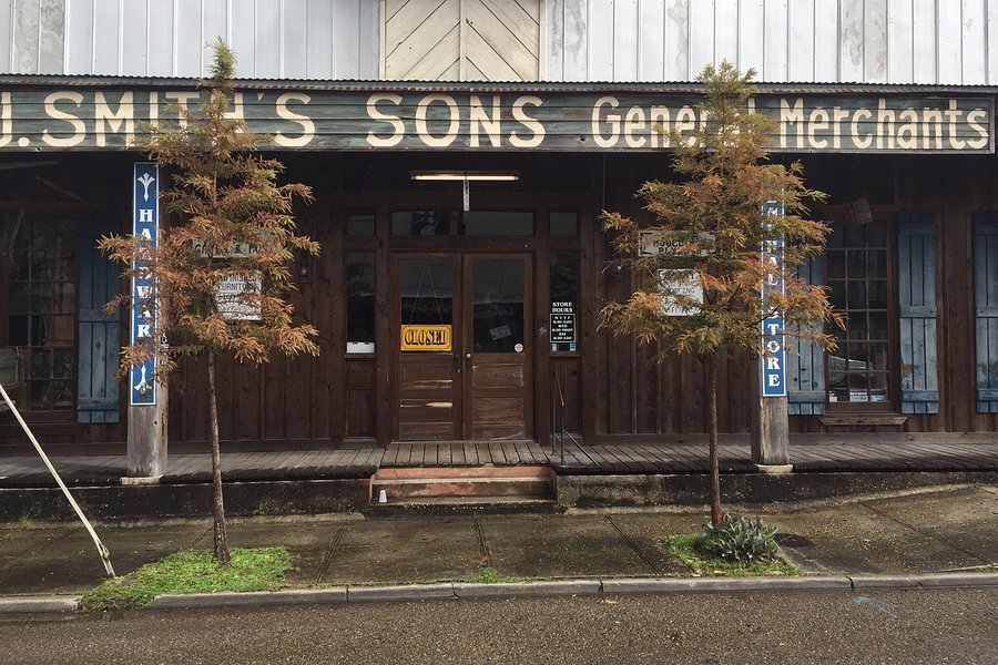 Smith H J & Sons General Store and Museum image