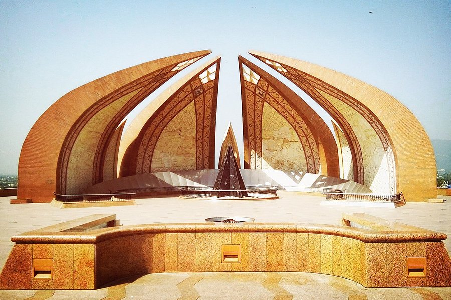 Pakistan Monument Museum image