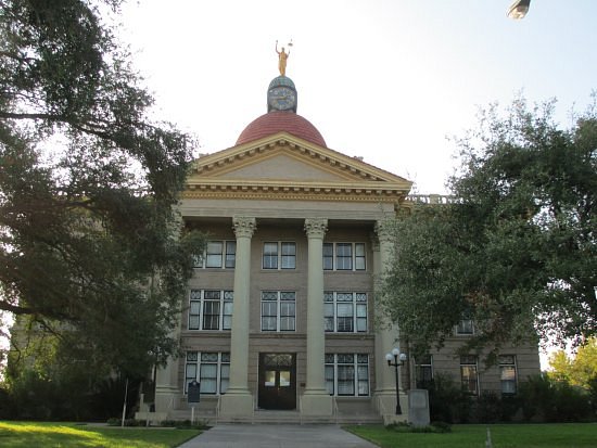 Bee County Courthouse image