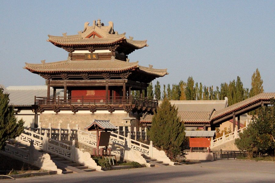Dunhuang Leiyin Temple image