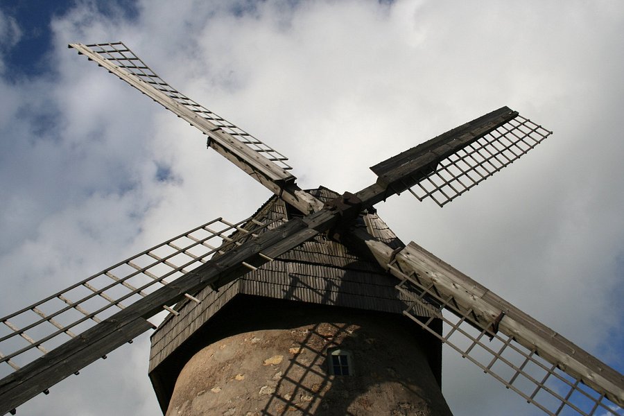 Araishi wind mill image