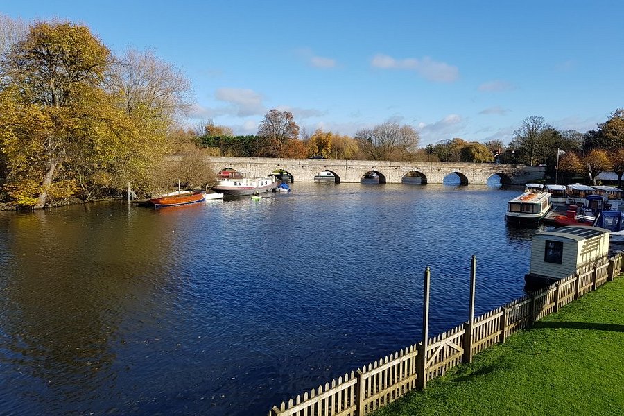Stratford-upon-Avon Canal image