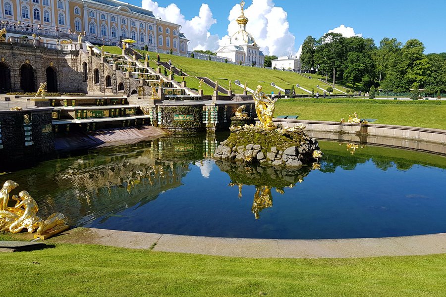 Park And Gardens of Peterhof image