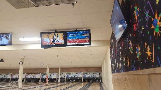 Knotty Pines Lanes image