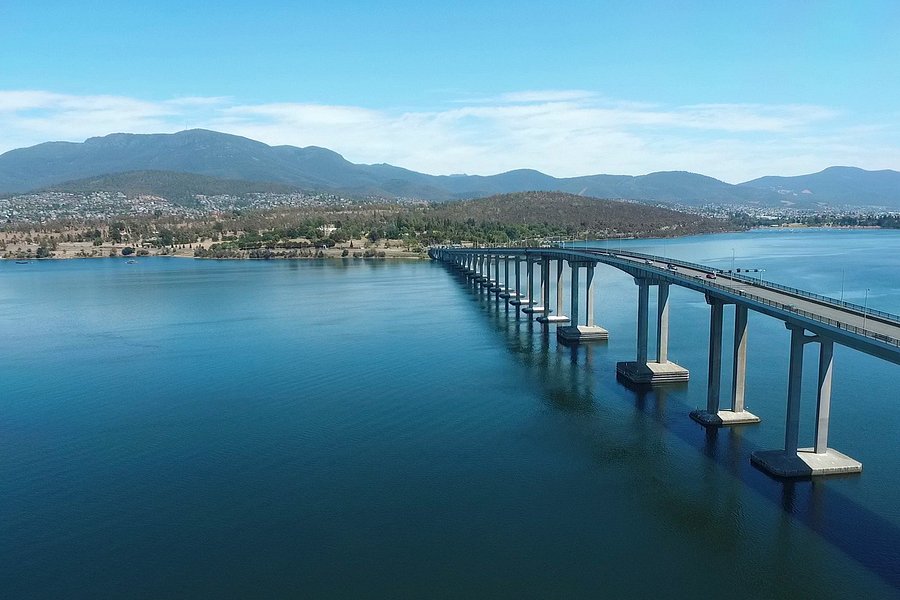 Tasman Bridge image