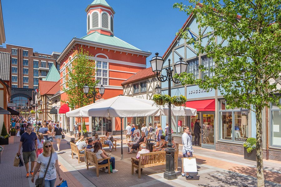 Designer Outlet Roermond image