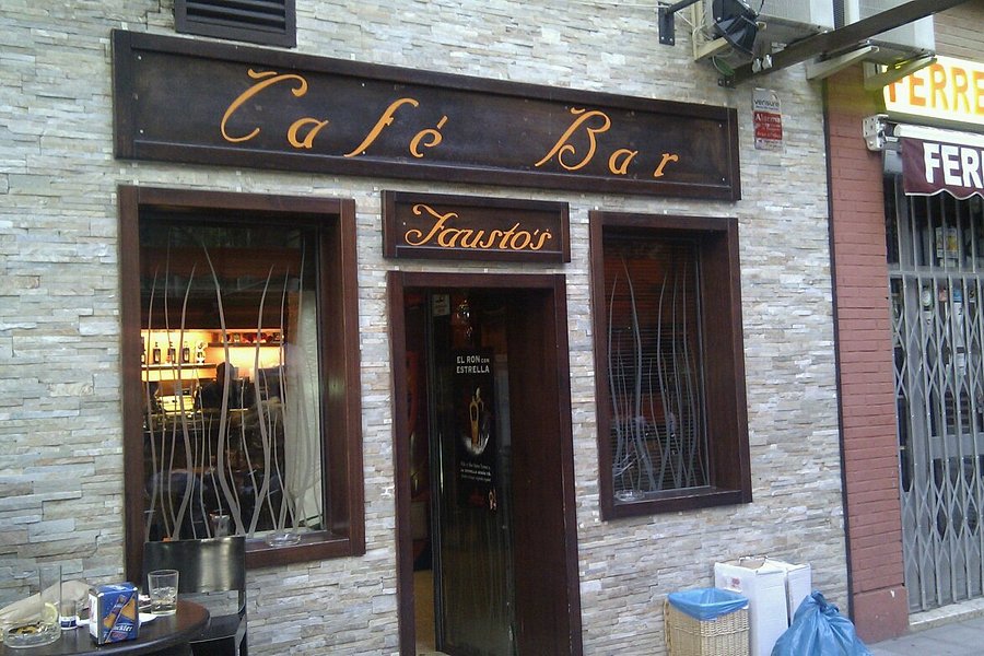 Cafe Bar Faustos image
