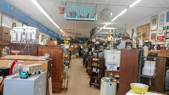 Finders Keepers Antiques & Collectibles image