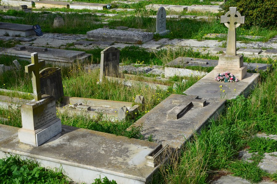 Ta’ Braxia Cemetery image