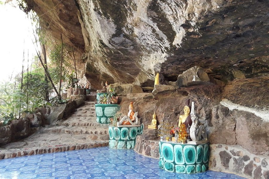 Heo Sin Chai Cave image