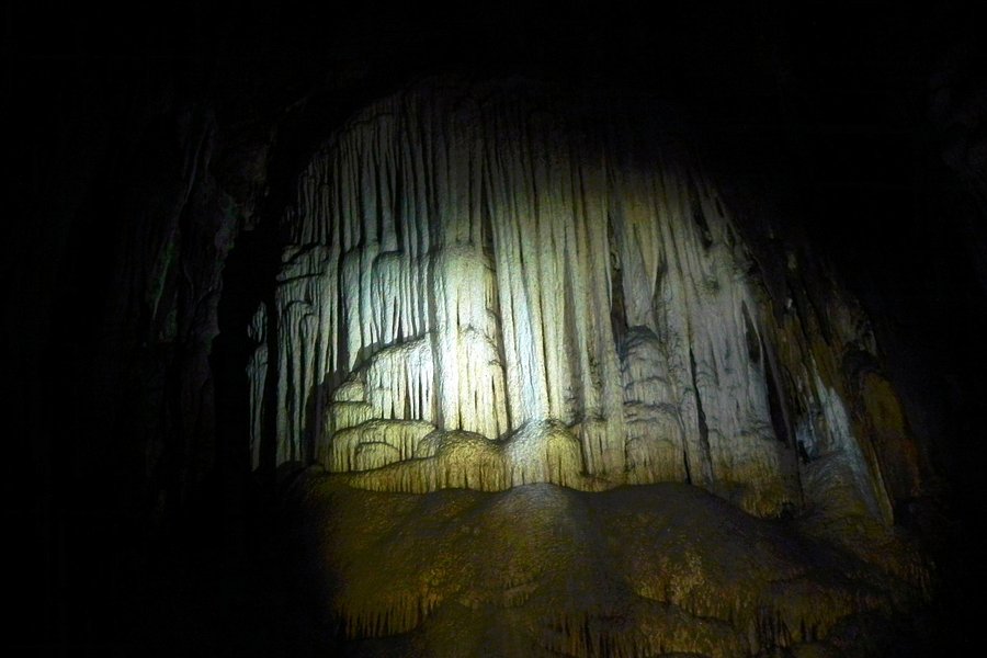 Mae Lana Cave image
