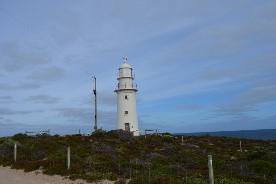 Corny Point Lighthouse image