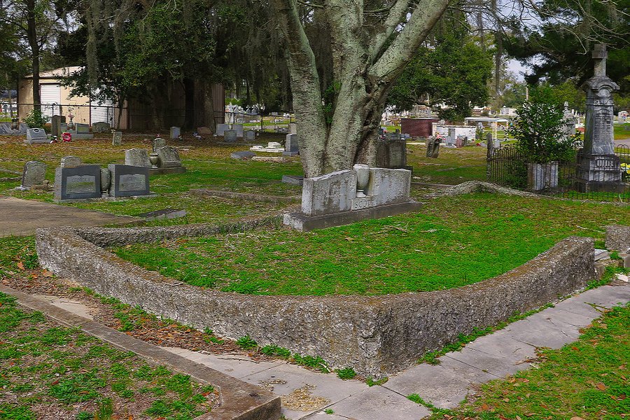Old Biloxi Cemetery image