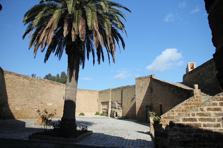 Fort d'Espagne image