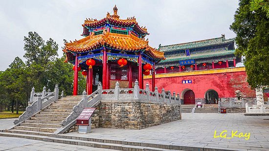 Zhongyue Temple image