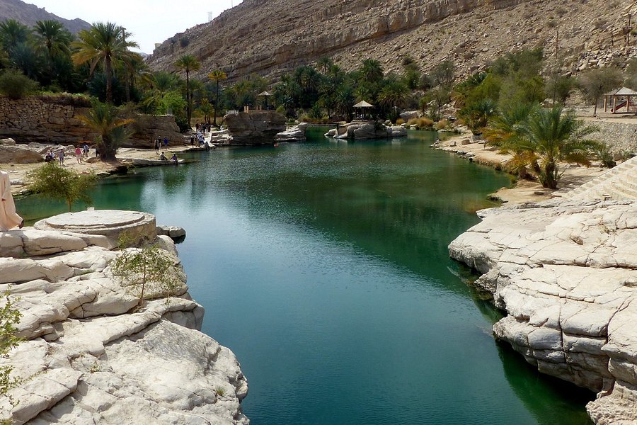 Wadi Bani Khalid image
