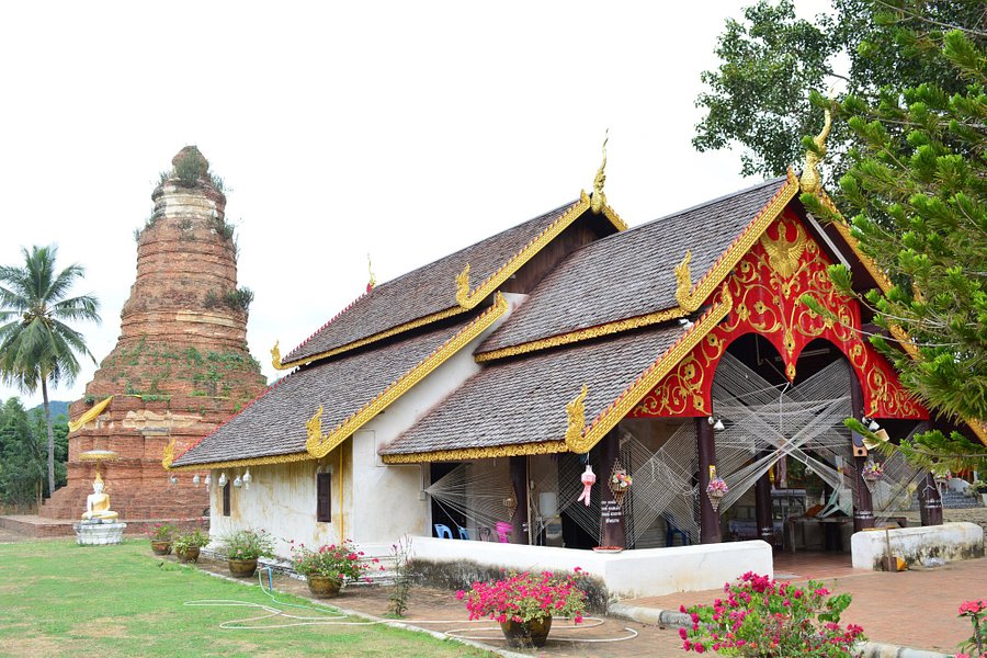 Wiang Lo Ancient Town image