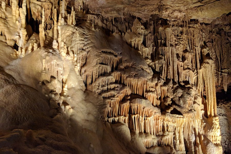 Natural Bridge Caverns image