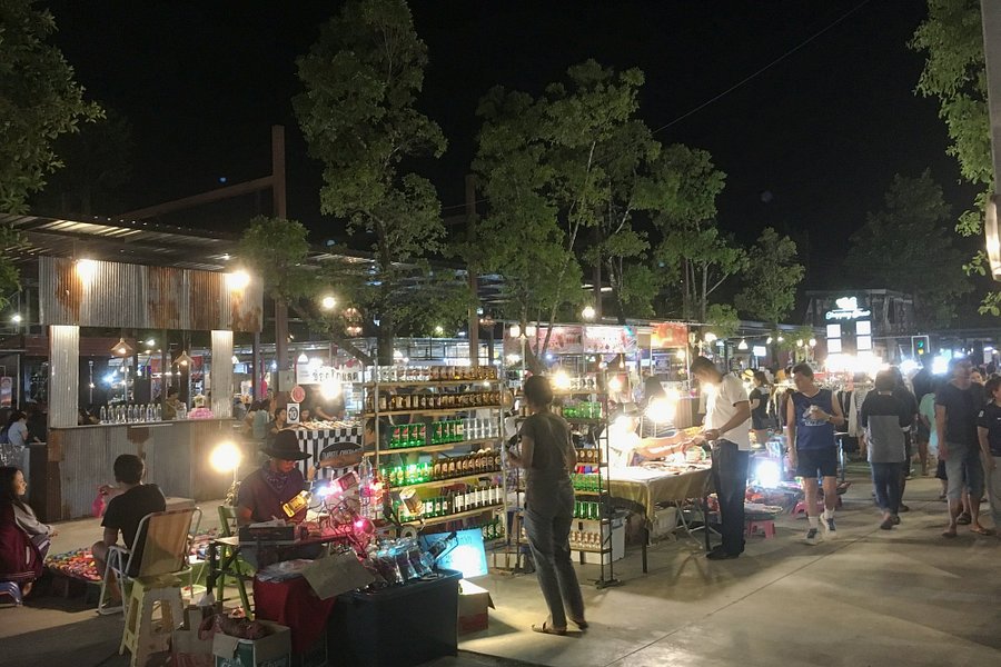 Centrepoint Night Market image