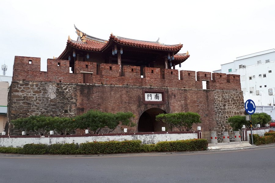 Hengchun Old Town image