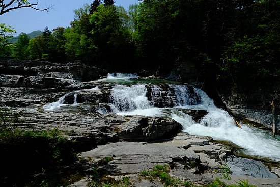 Sandan Falls image