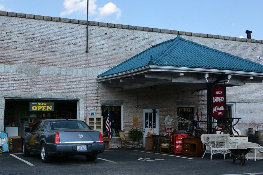 Elkin Antiques and Collectibles Mall image