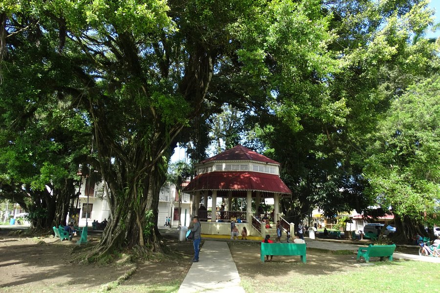 Simon Bolivar Park image