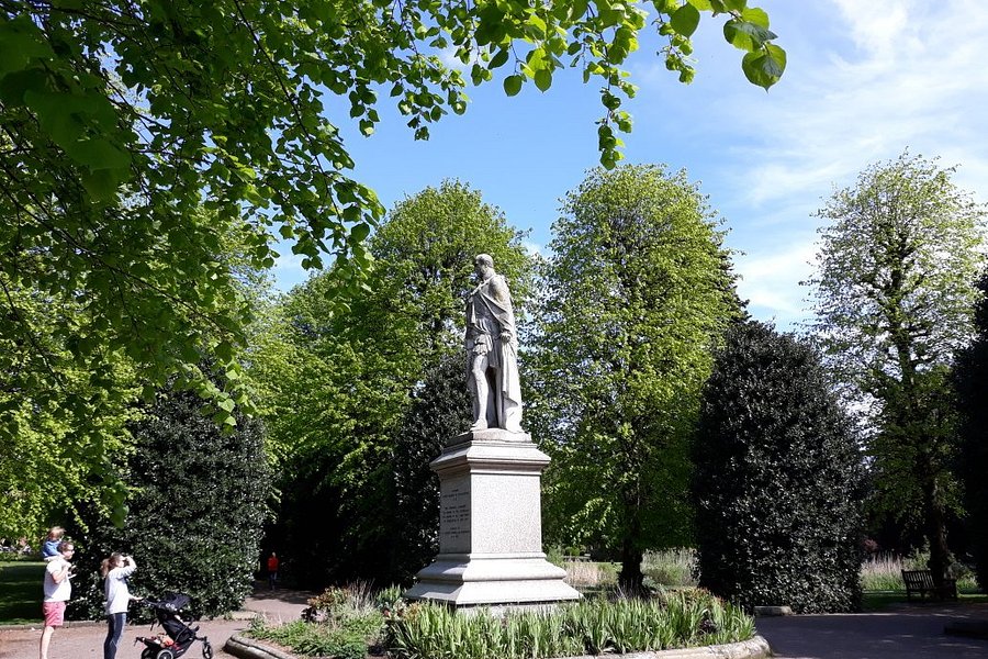 Grosvenor Park image