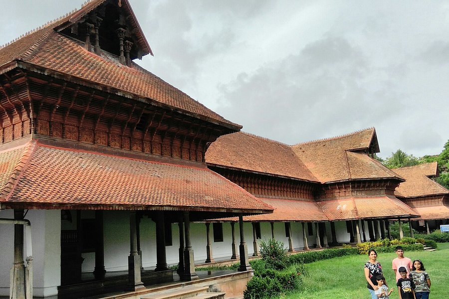 Puthenmalika (Kuthiramalika) Palace image