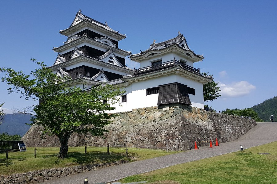 Ozu Castle image