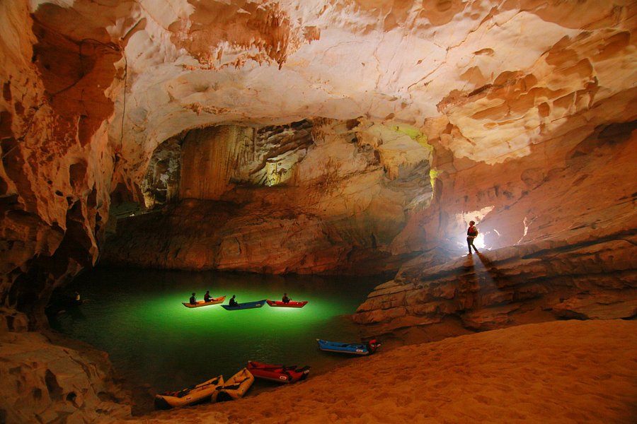 Phong Nha Kayaking Tours image