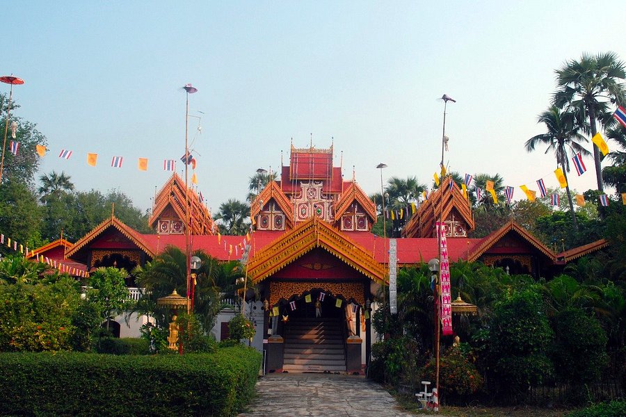 Wat Si Rong Mueang image