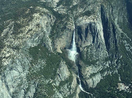 Yosemite Flight Tours image