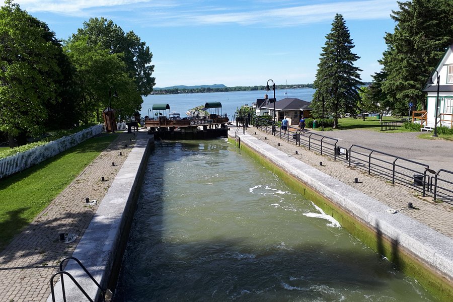 Chambly Canal image