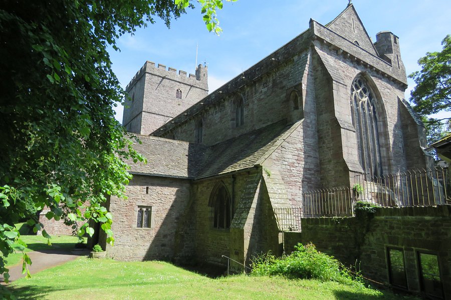 Brecon Cathedral image