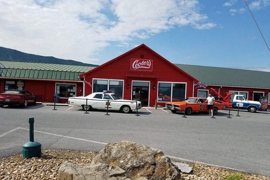 Cooter's in Luray image