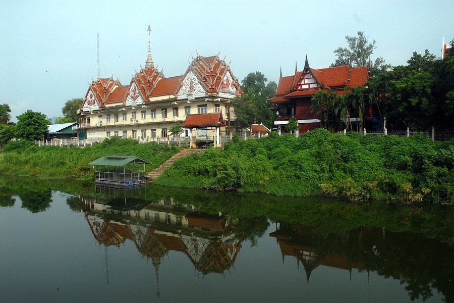 Wat Ko Walukaram image