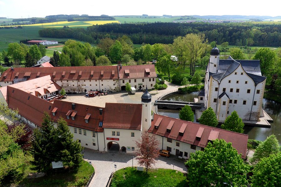 Wasserschloss Klaffenbach image