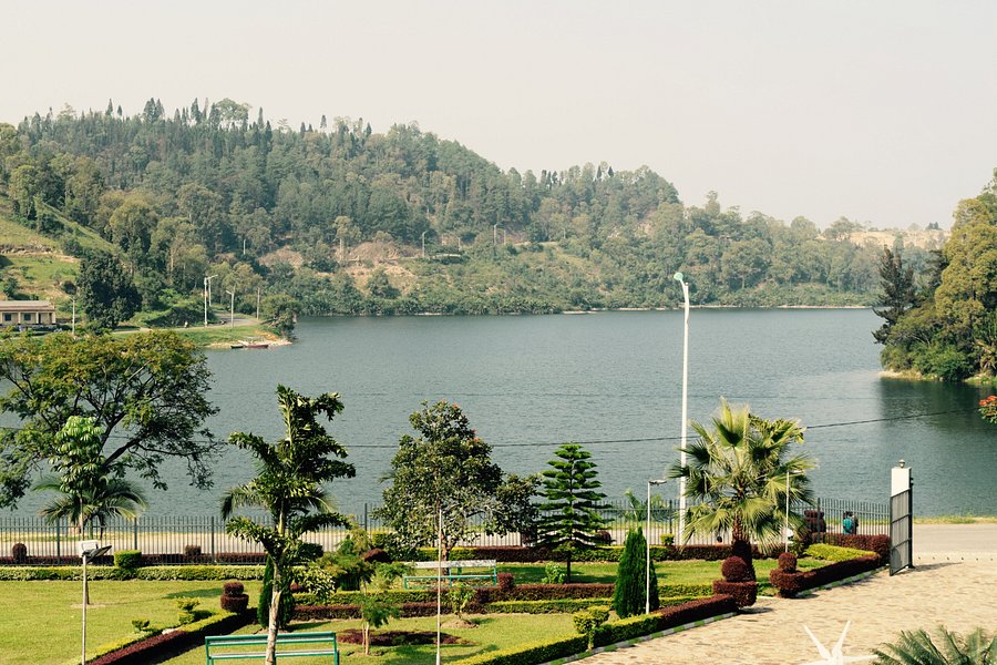 Lake Kivu image