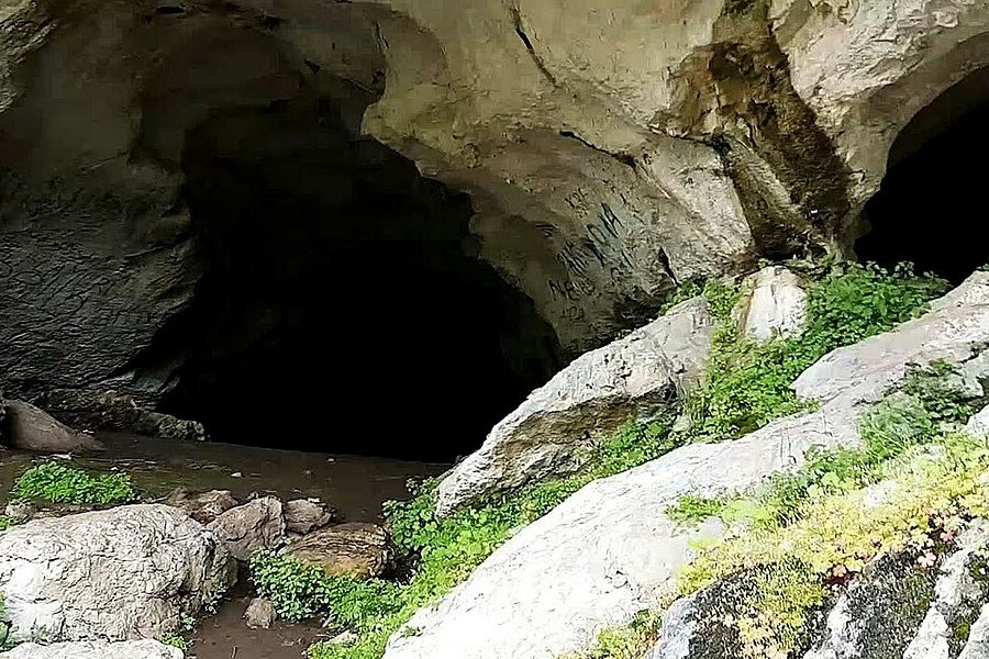 The Cave of Pellumbas image