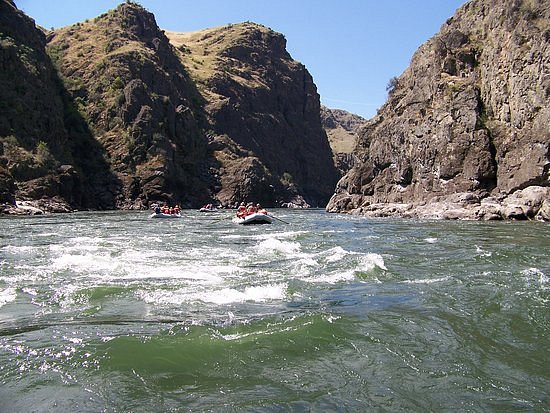 Hells Canyon Raft image