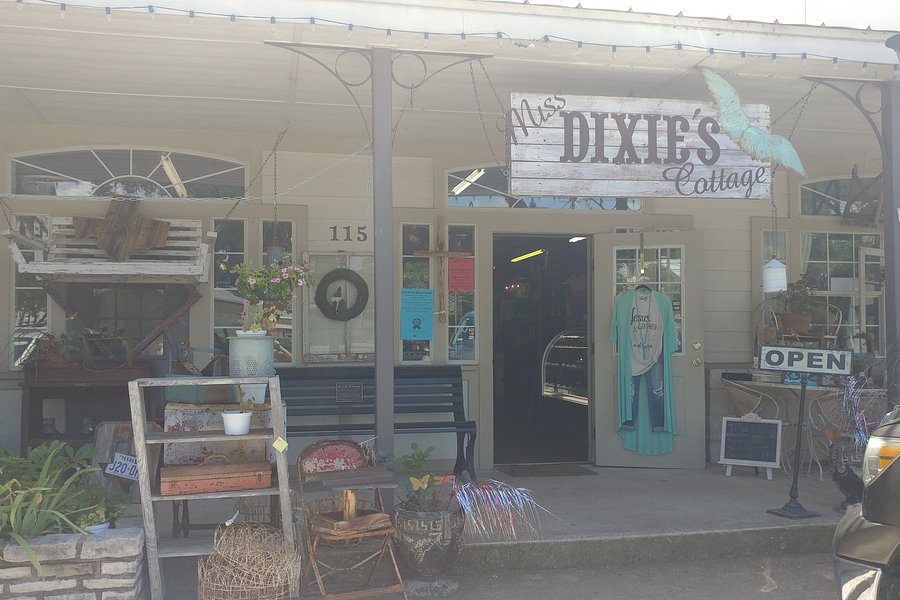 Miss Dixie’s Cottage image