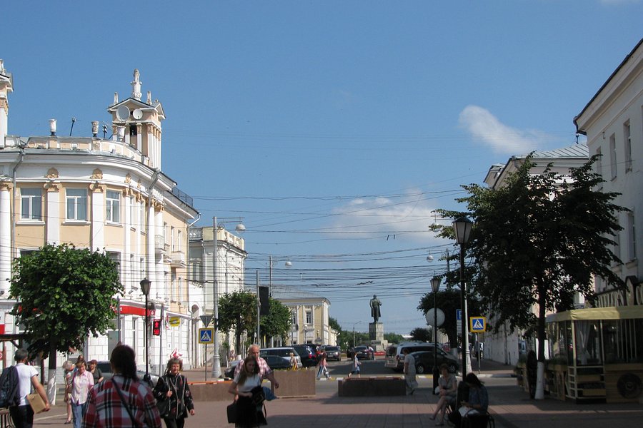 Tryokhsvyatskaya Street image