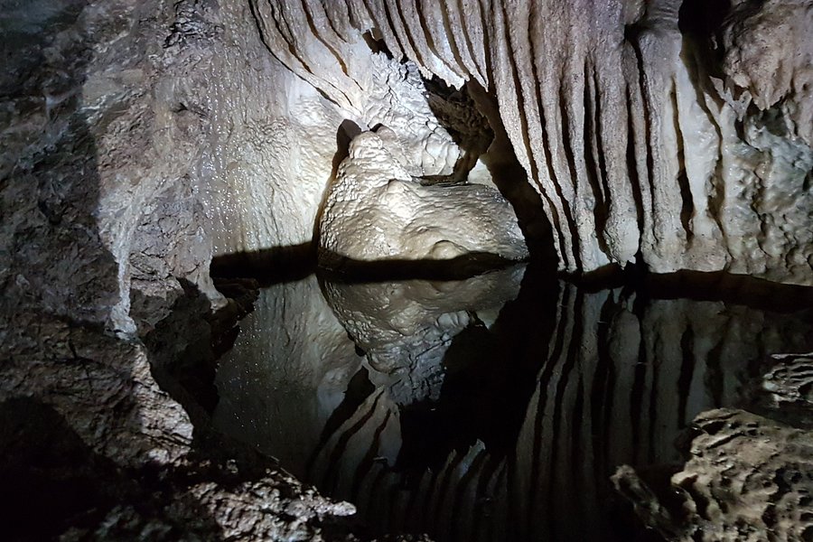 Horne Lake Caves Provincial Park image