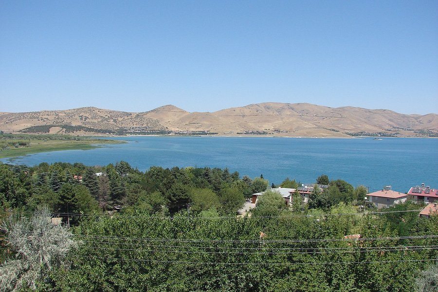 Lake Hazar image