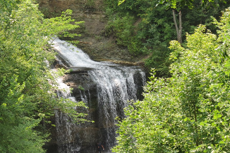 Cascade Falls image