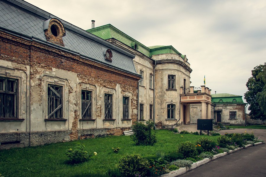 Palace Plotskikh image