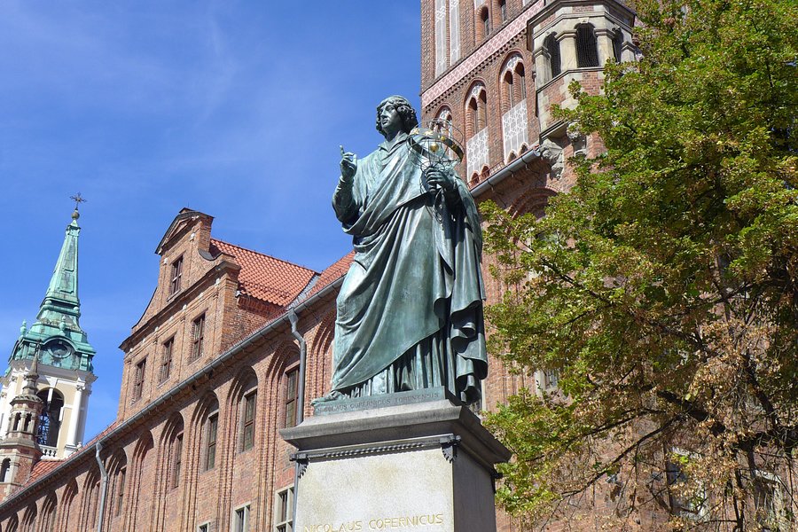 Monument of Nicolaus Copernicus image